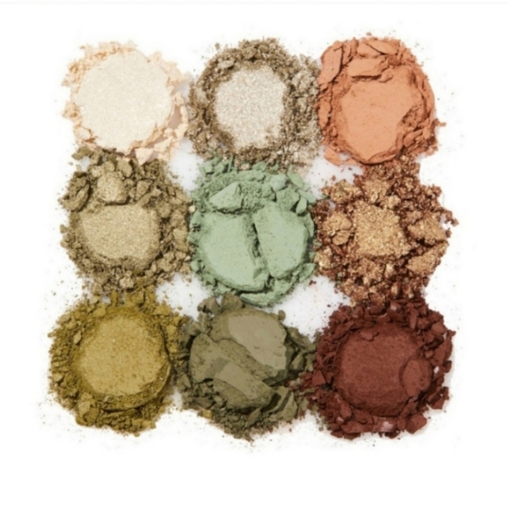 Colourpop The Mandalorian Child Eyeshadow Palette - Picture 5 of 6